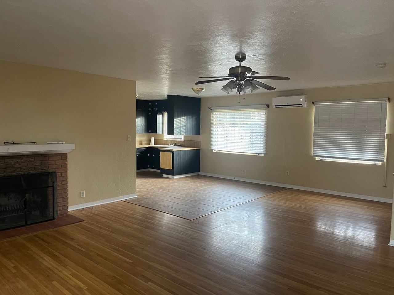 5216 Los Arboles Ave Ne - Photo 4 of 18