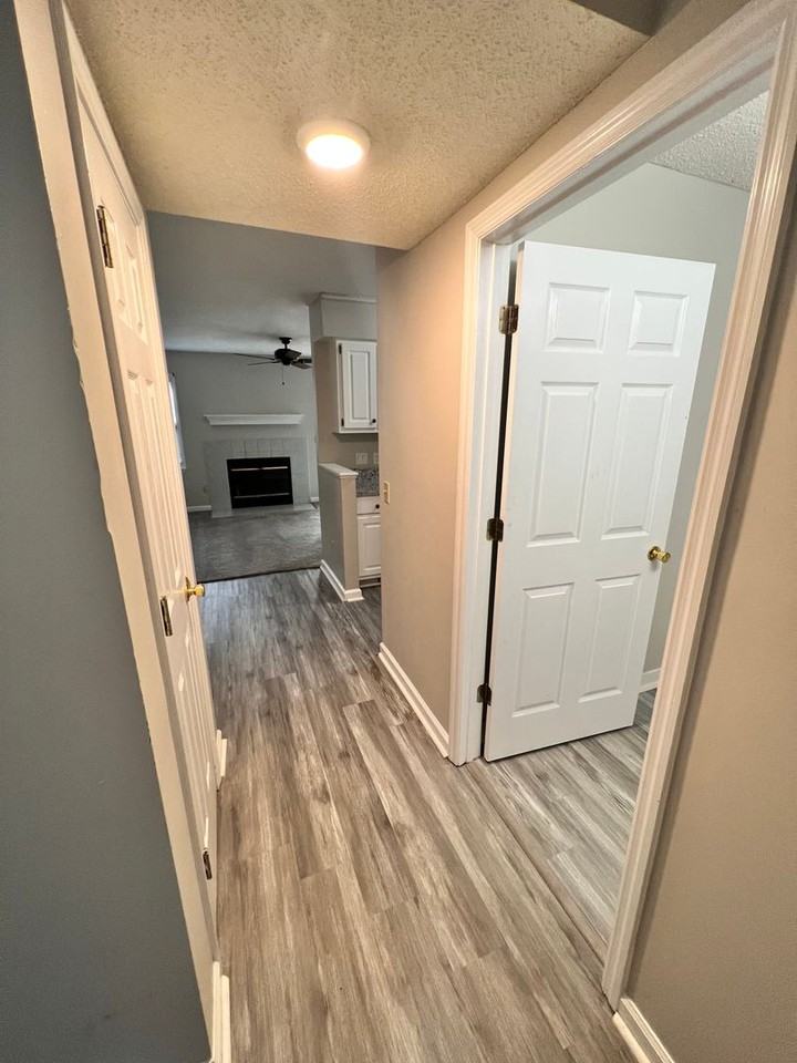 575 Heritage Ct - Photo 3 of 19