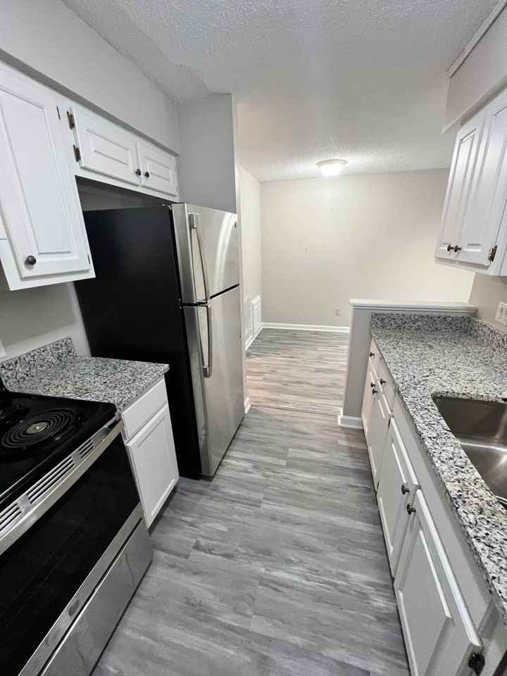 575 Heritage Ct - Photo 7 of 19