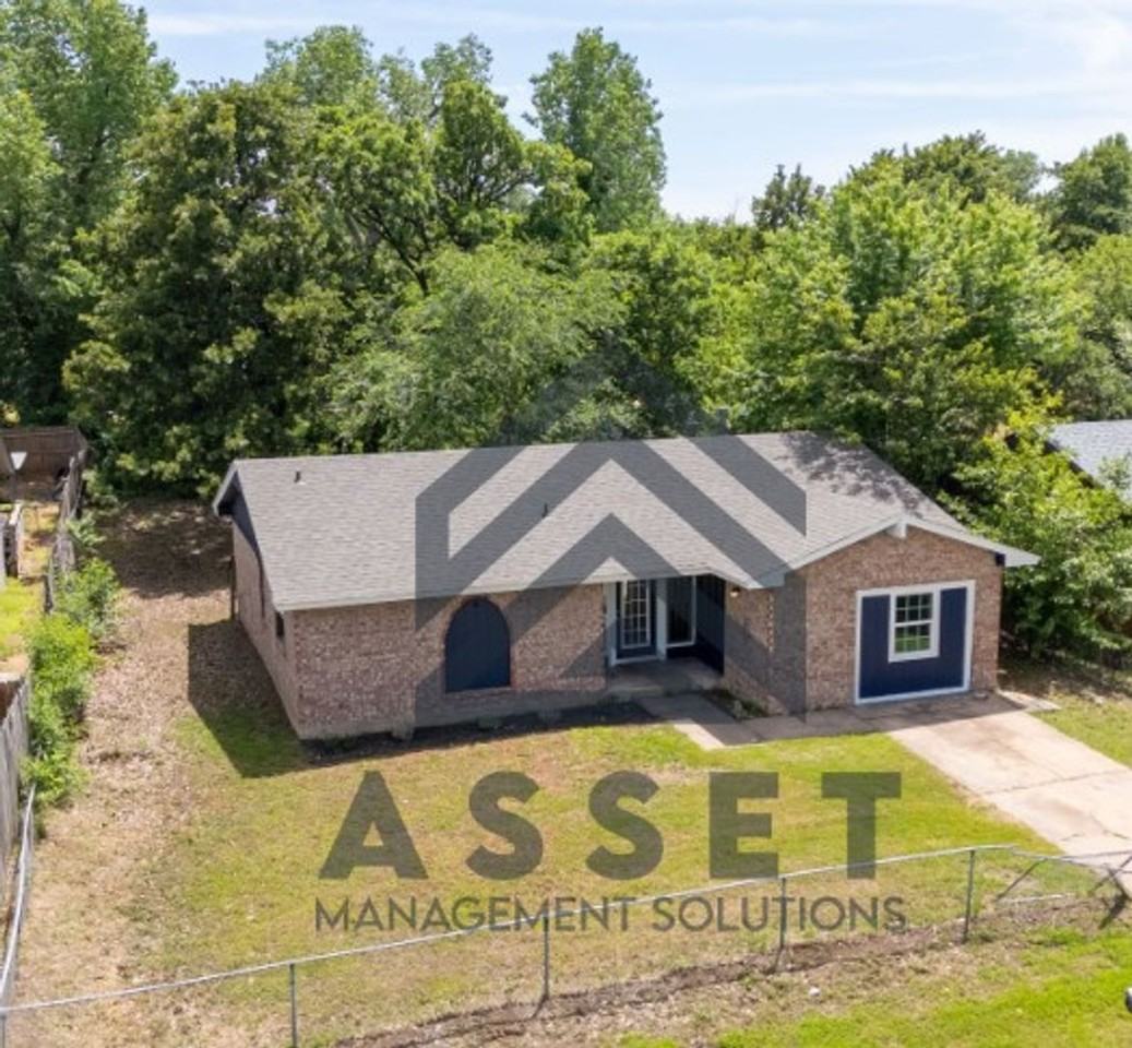 2508 Se 47th St - Photo 5 of 23