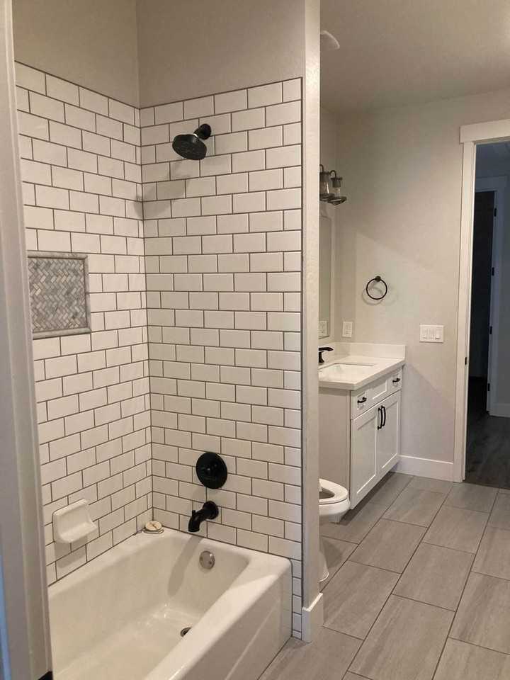 680 Wilson St - Photo 7 of 12