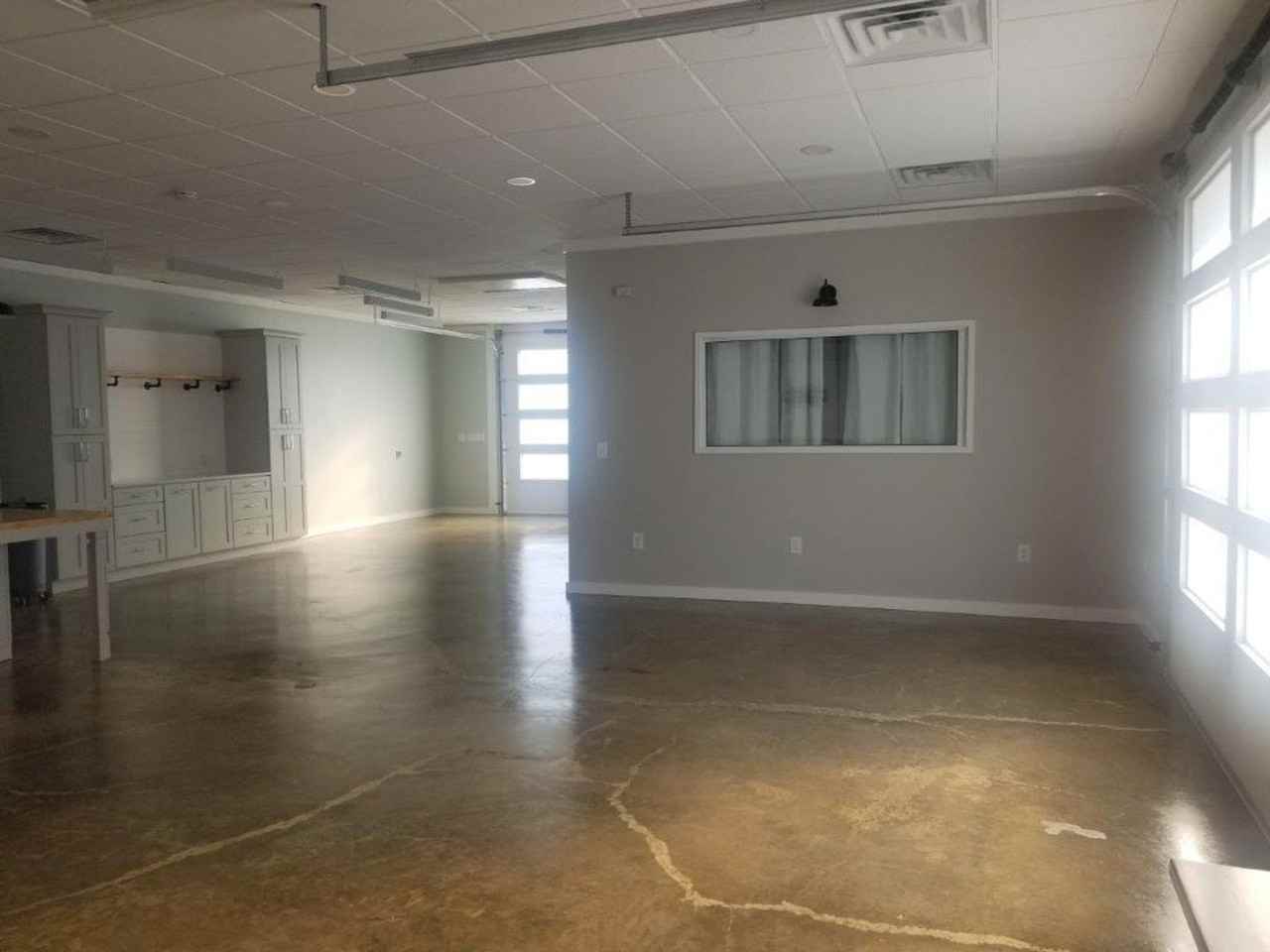 6047E Wayne Memorial Dr Ne - Photo 3 of 25