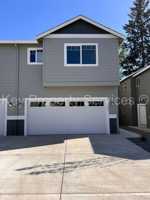 featured image of 4705 Ne 37th Ct