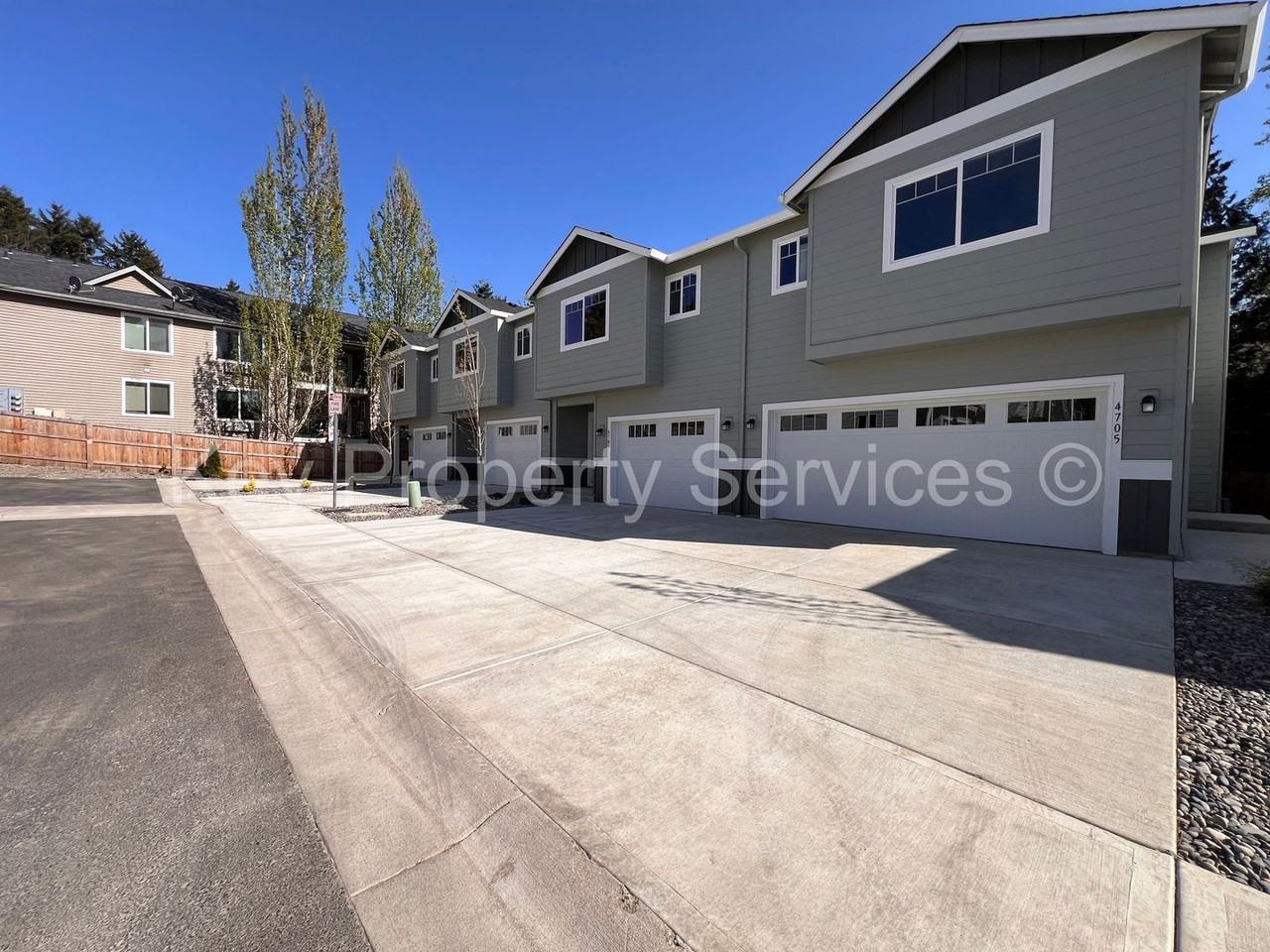 4705 Ne 37th Ct - Photo 2 of 23