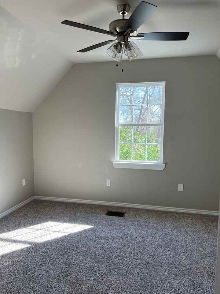 2553 W Harold St - Photo 7 of 12