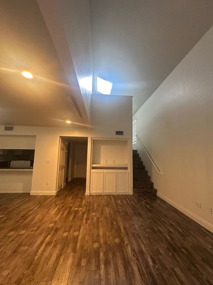 3600 Ashe Rd - Photo 3 of 8