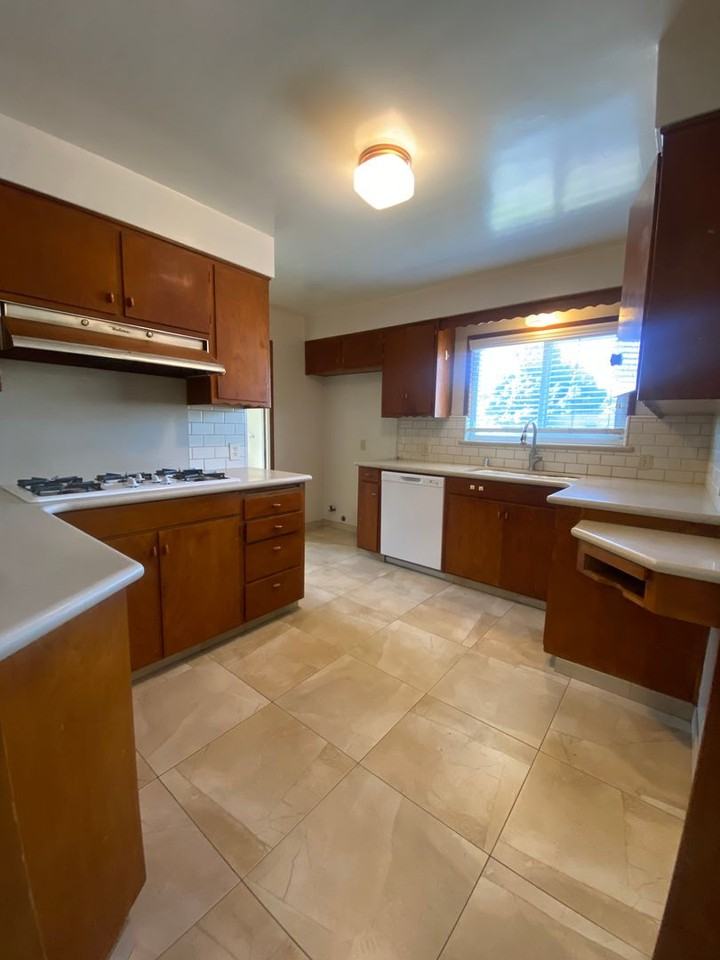 314 E Hoover Ave - Photo 5 of 28