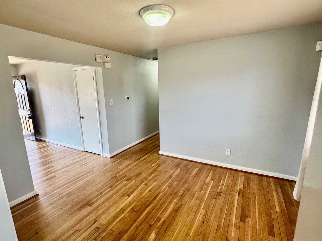 4705 Nuttfield Ln - Photo 6 of 19