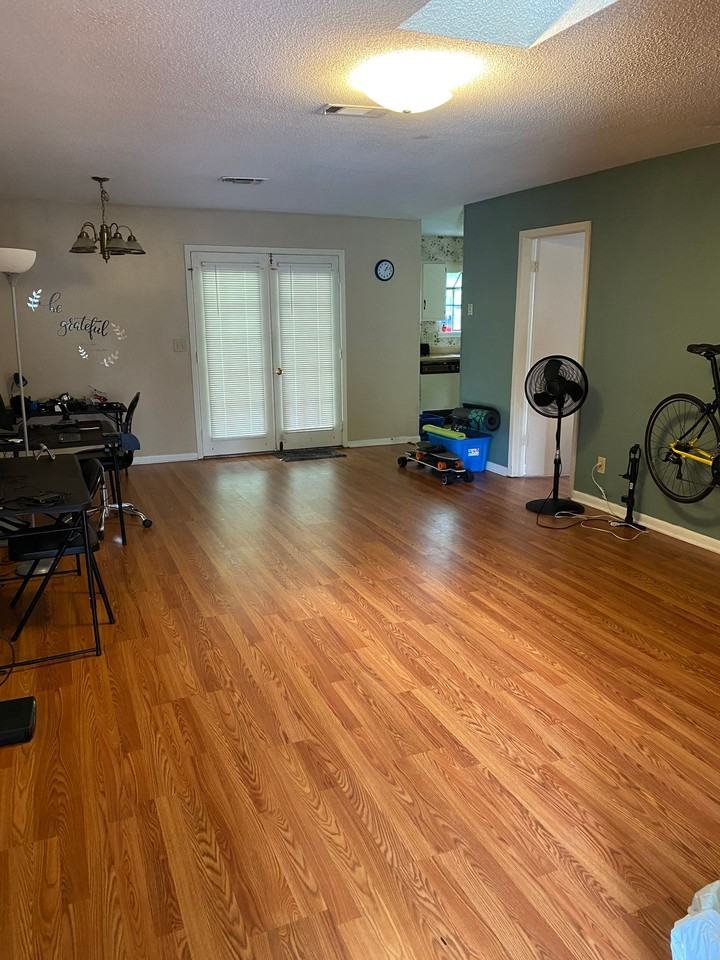 2 Bed 1 Bath Duplex - Photo 6 of 8