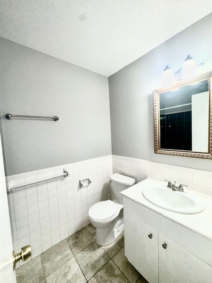 HEATHERWOOD - Photo 6 of 10