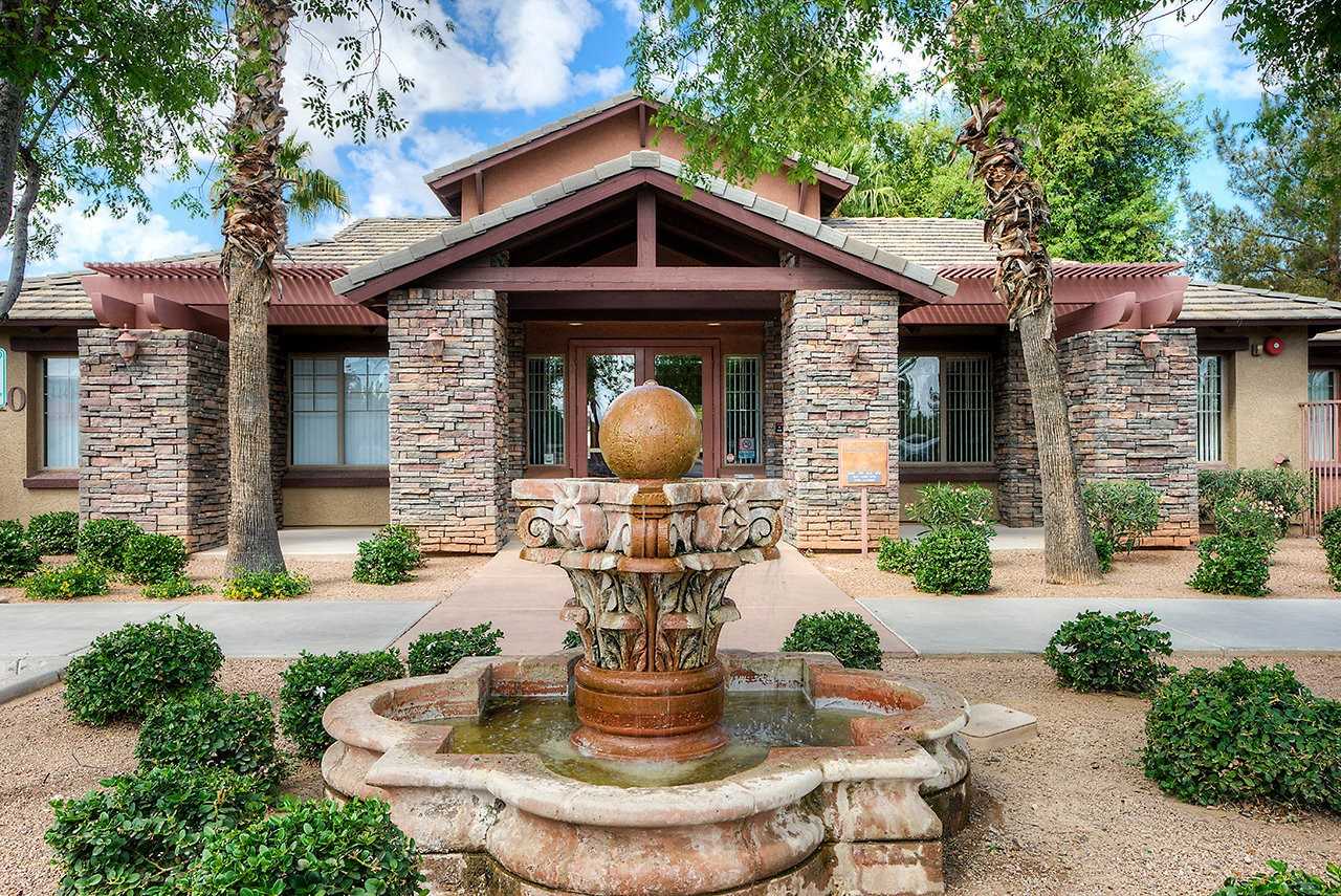 San Clemente Apartments - Photo 3 of 19