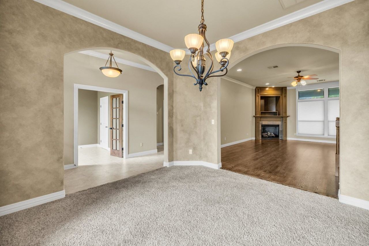 14651 S Gary Ave - Photo 6 of 50