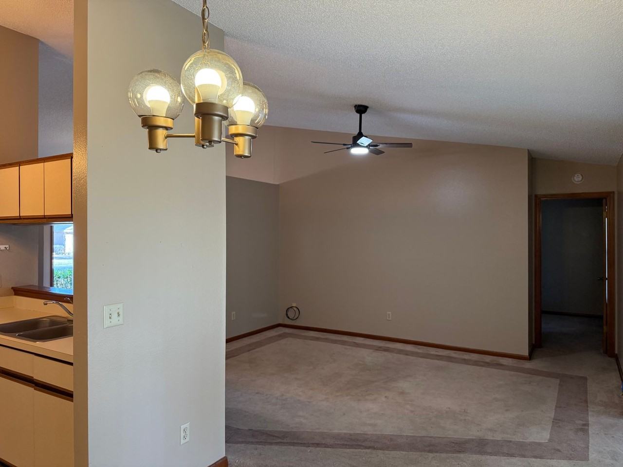 2428 Sweetaire Ct - Photo 5 of 19