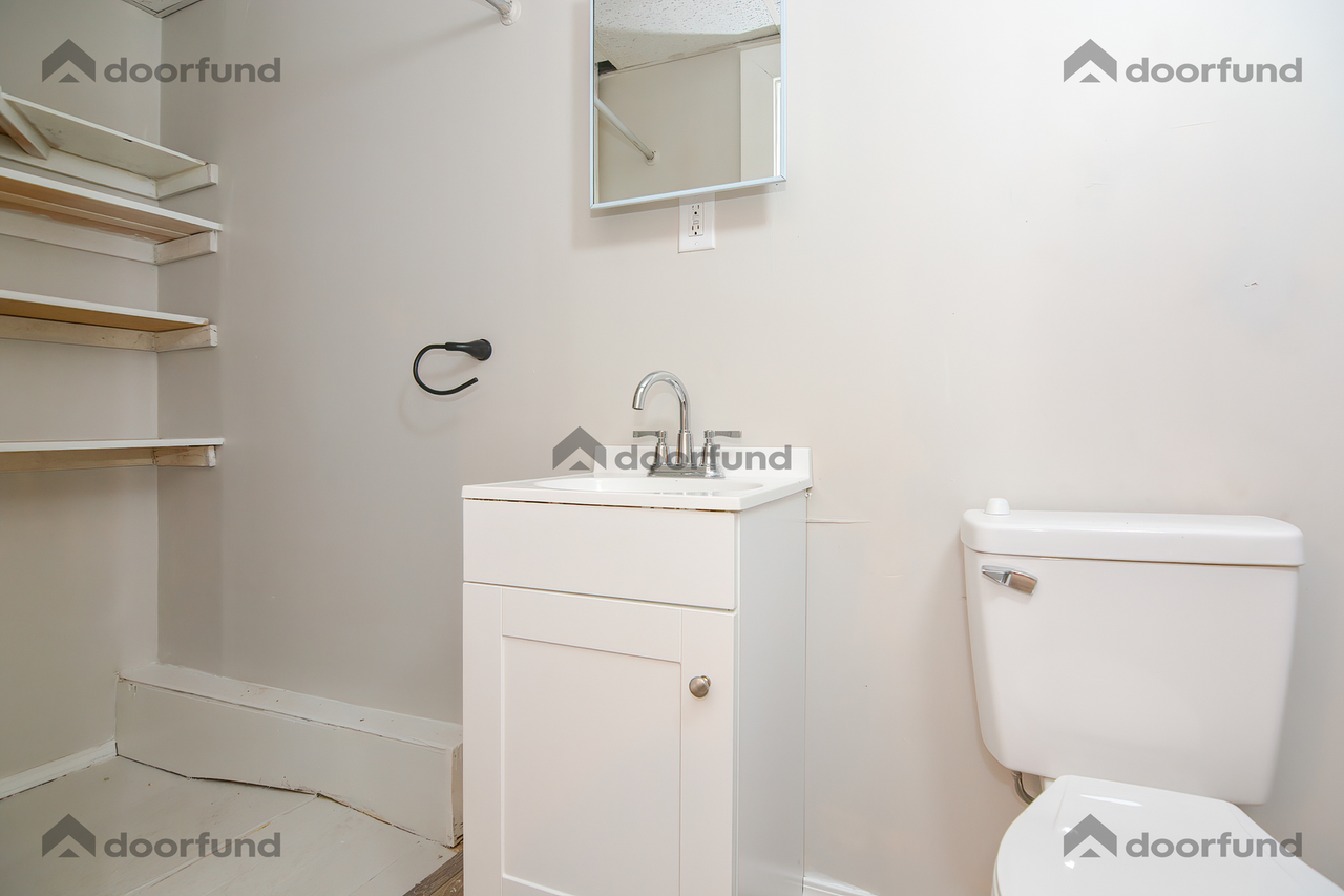 11 Main Street Pittsfield - Photo 5 of 27