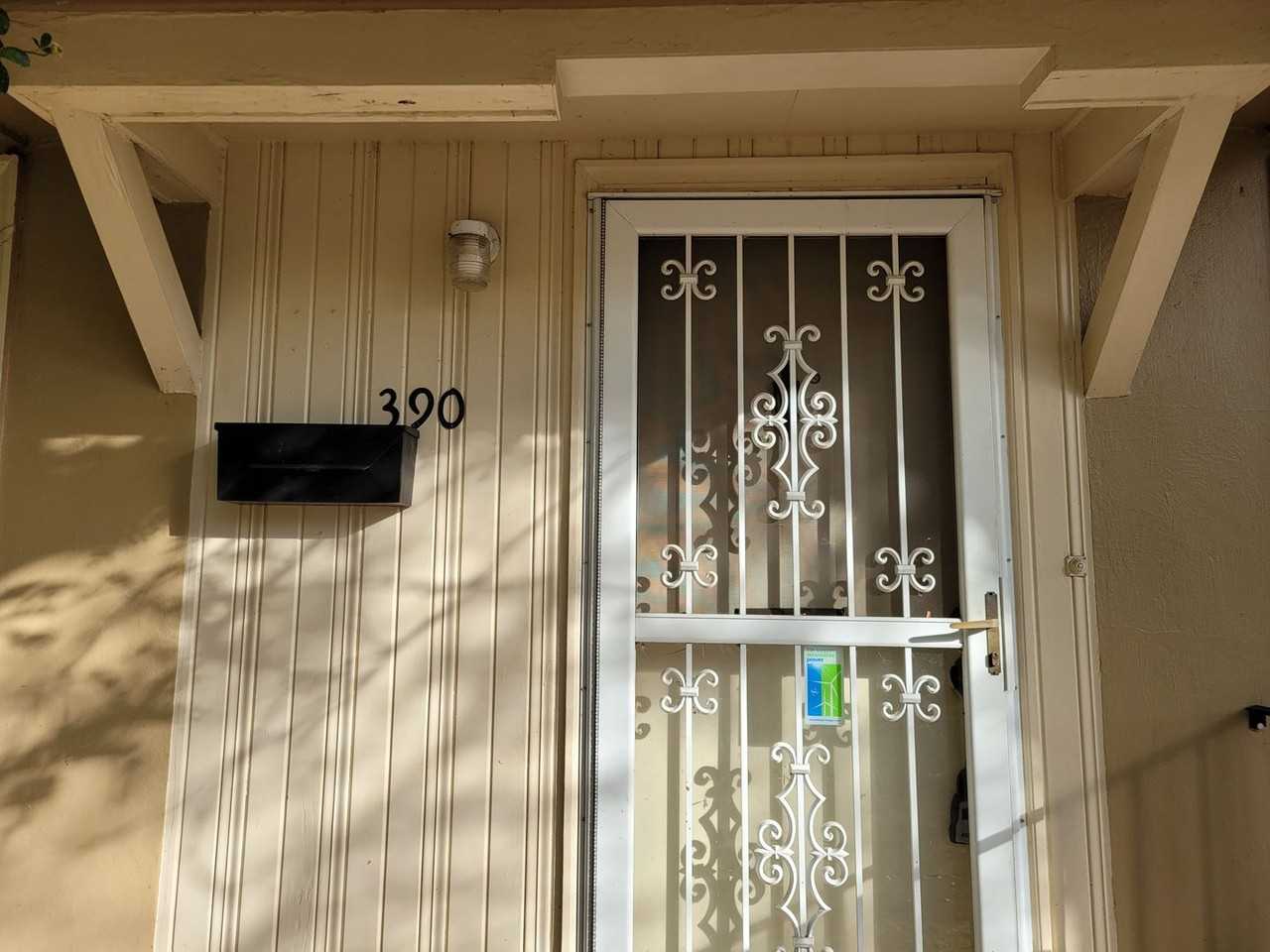 390 15th St Se - Photo 2 of 13