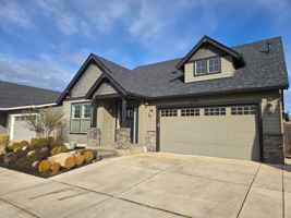 featured image of 937 Lorella Ave