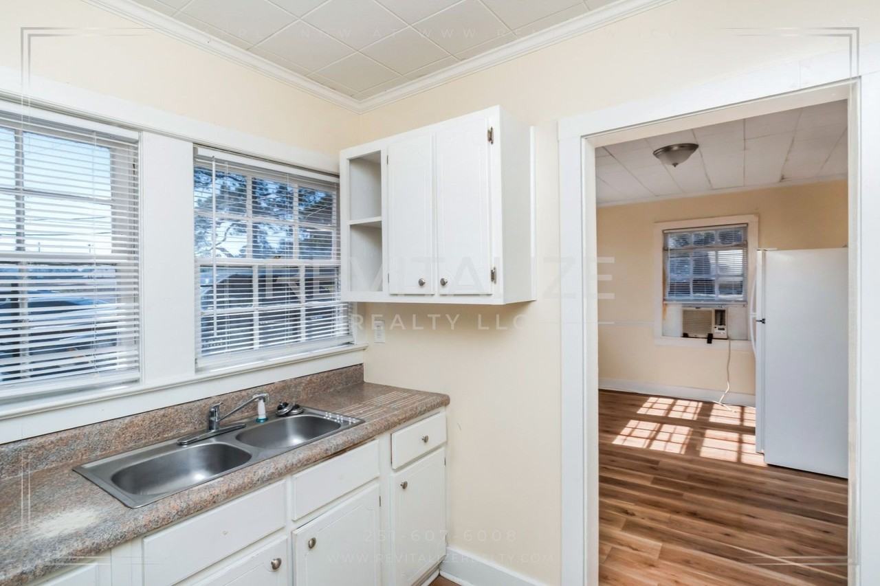 767 Jemison St - Photo 6 of 13