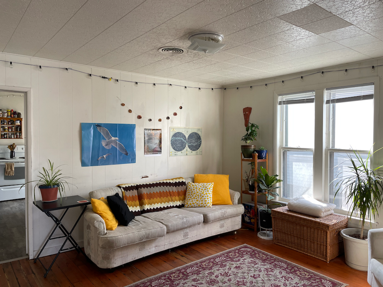 322 S Asbury St - Photo 6 of 13