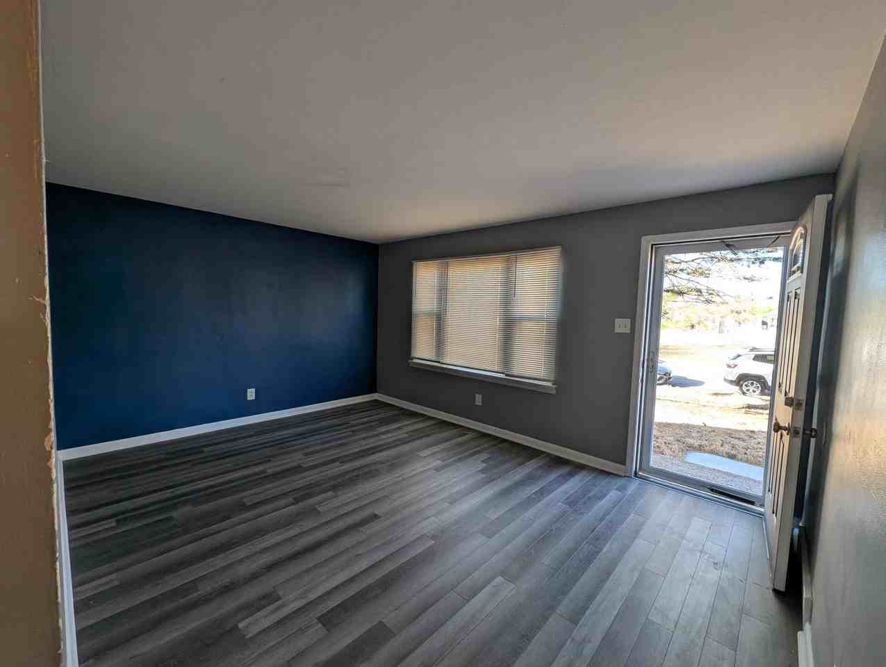 6808 Larry Ln - Photo 4 of 11