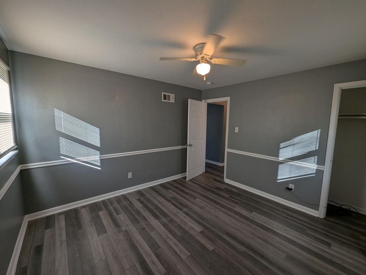 6808 Larry Ln - Photo 5 of 11