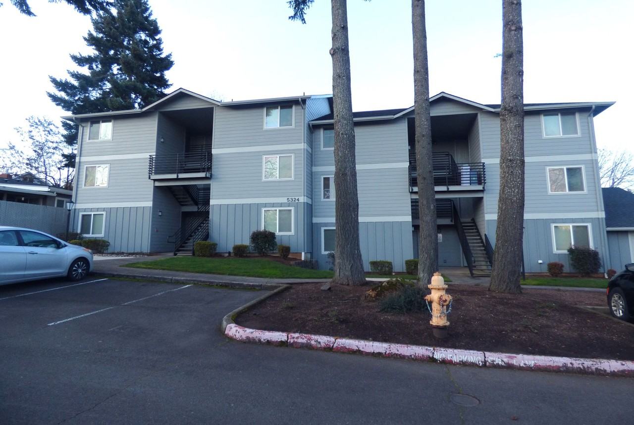 Greystone Terrace Apartments - Photo 4 of 11