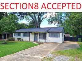 featured image of 1128 Karen Rd