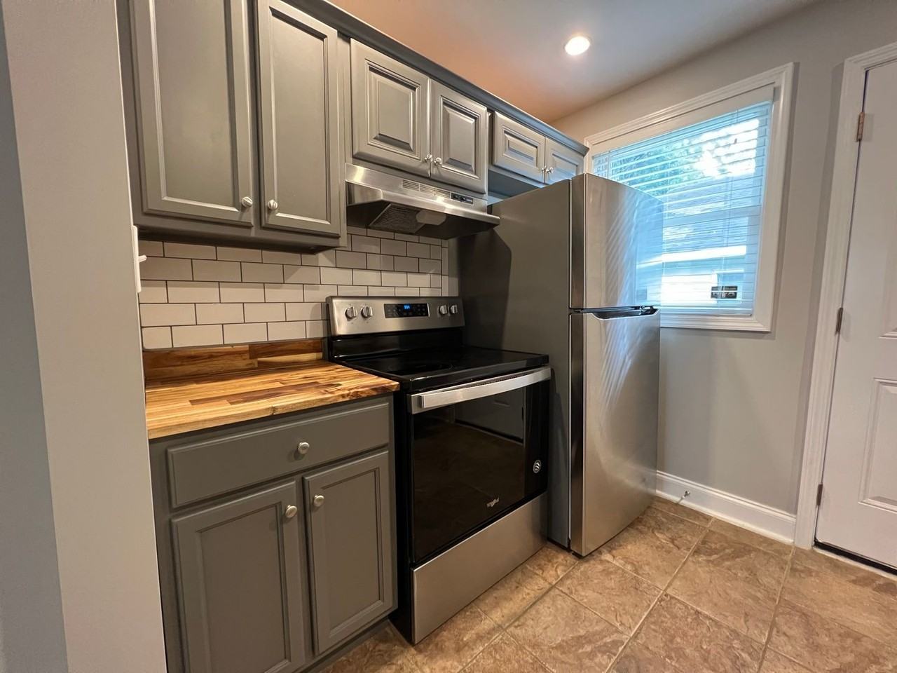 1114 1114 Straightway Ave  - 1114 B Straightway Ave - Photo 6 of 11