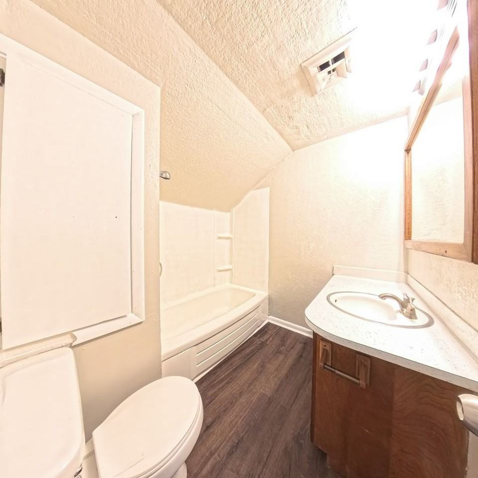 106 2nd St NW - Photo 6 of 17