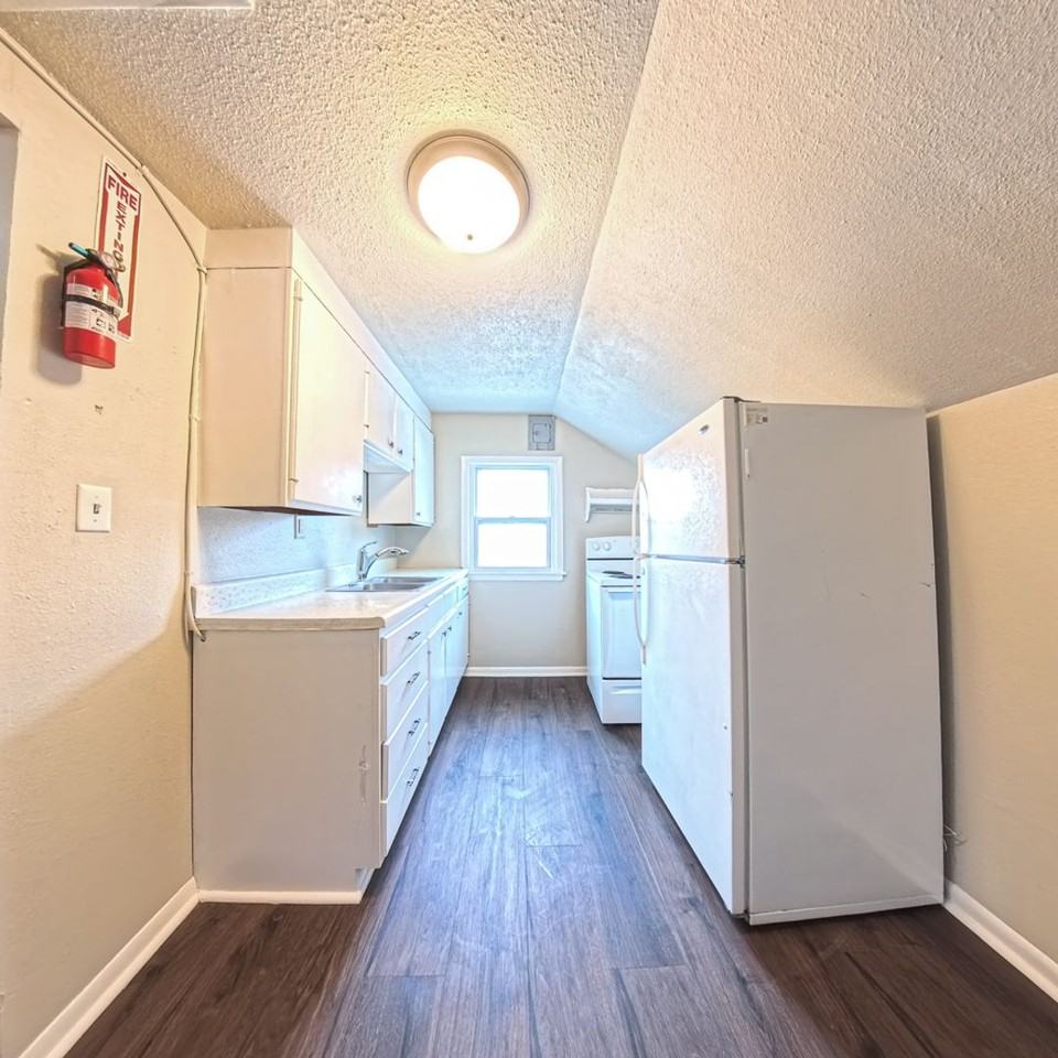 106 2nd St NW - Photo 7 of 17