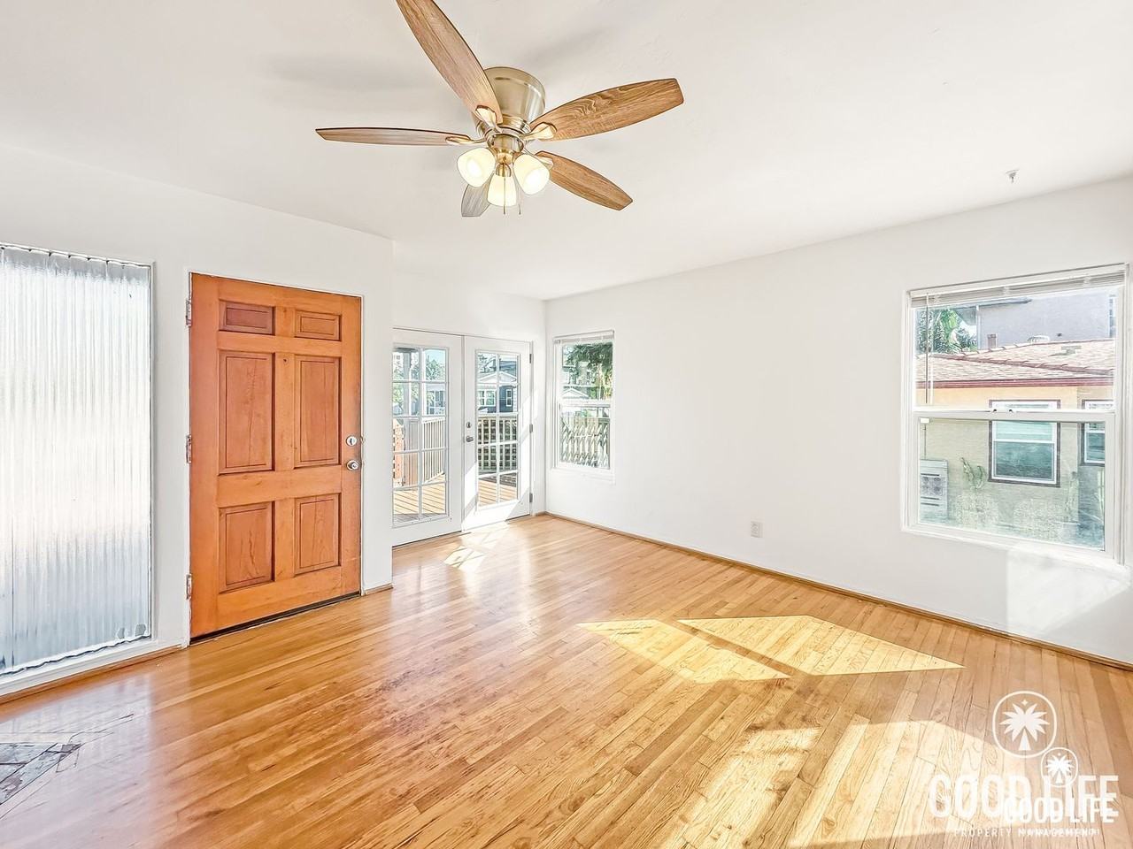 4898 Dixie Dr - Photo 6 of 18