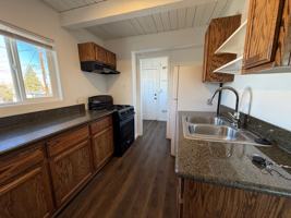 featured image of 585 Denslowe Dr #C