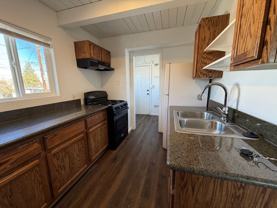 585 Denslowe Dr #C - Photo 1 of 1