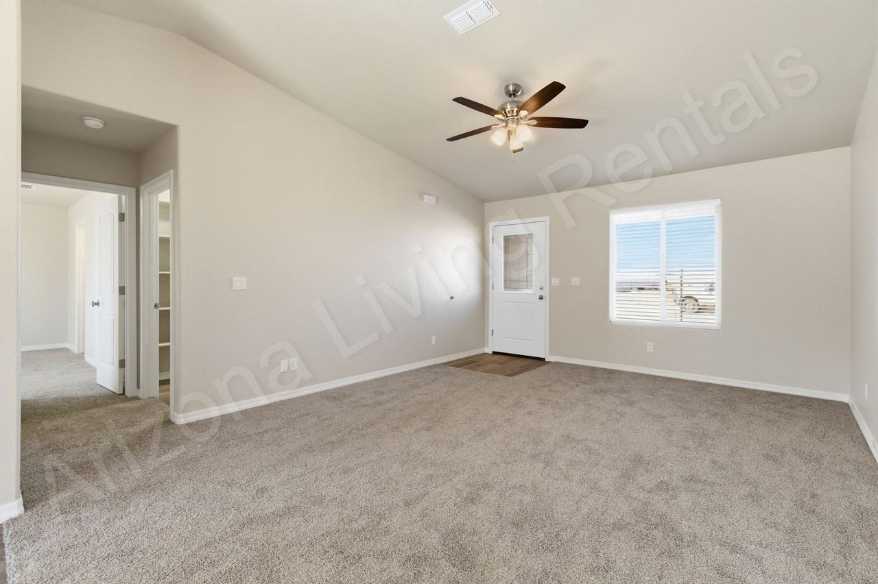 2746 Hermosa Vis - Photo 5 of 24