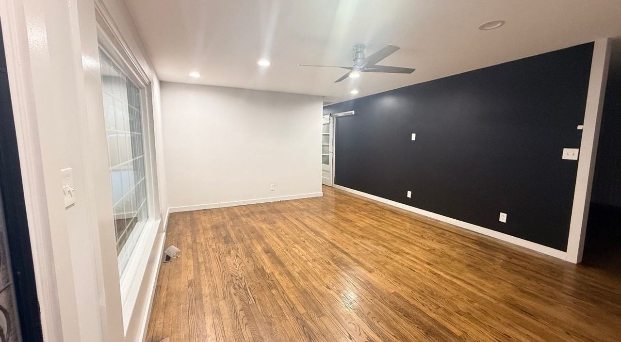 6207 Hillcrest Ct - Photo 3 of 18