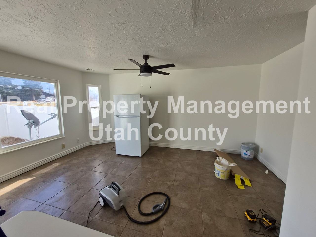 747 Hanover Dr - Photo 6 of 34