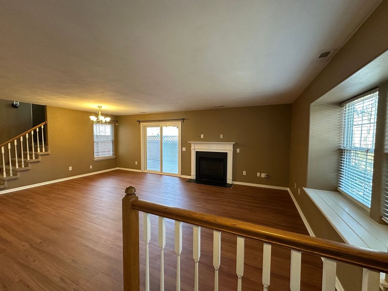 123 Locust Ln - Photo 4 of 27