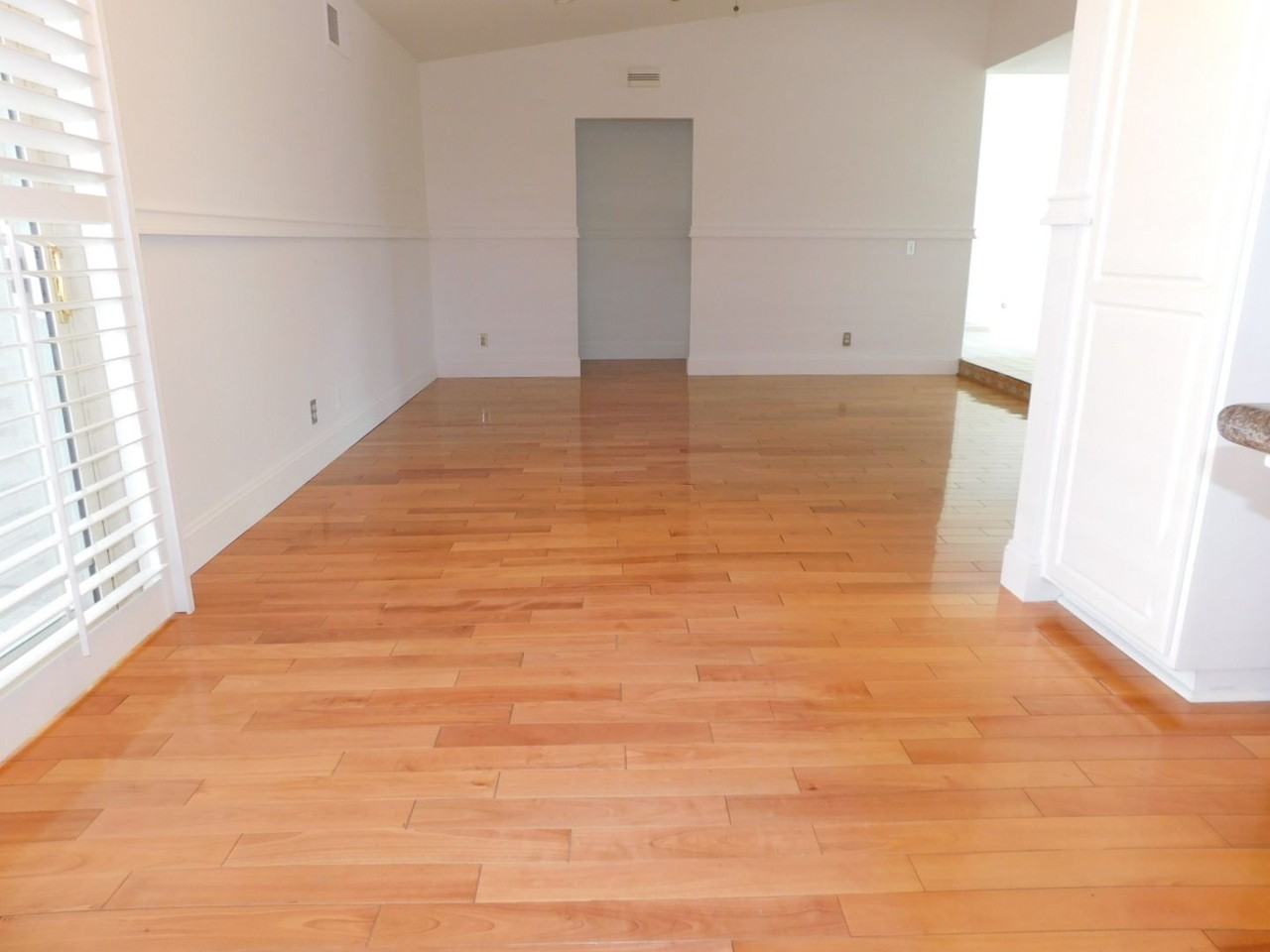 1125 Seville Pl - Photo 6 of 27