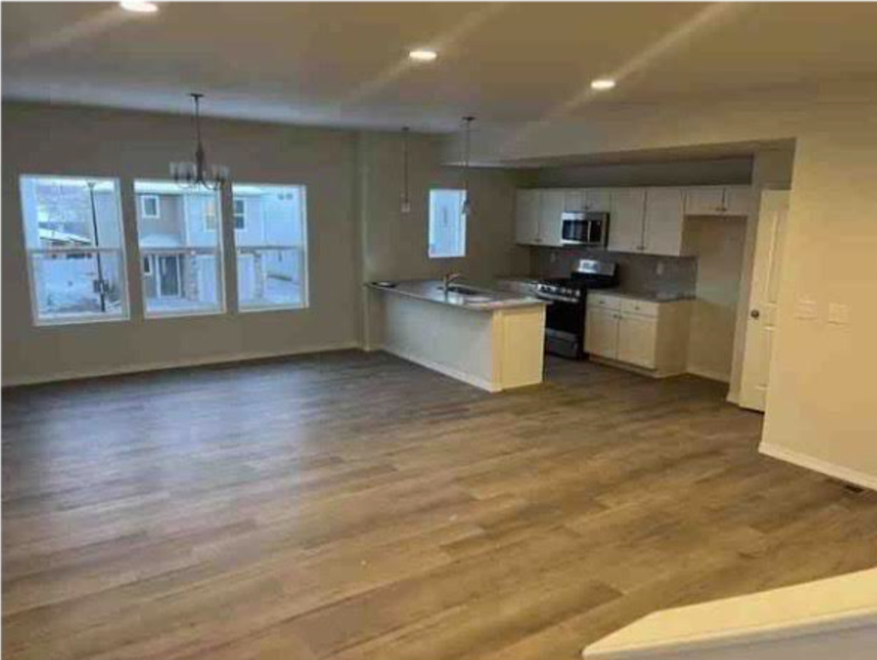 5253 Painted Sky Vw - Photo 4 of 14