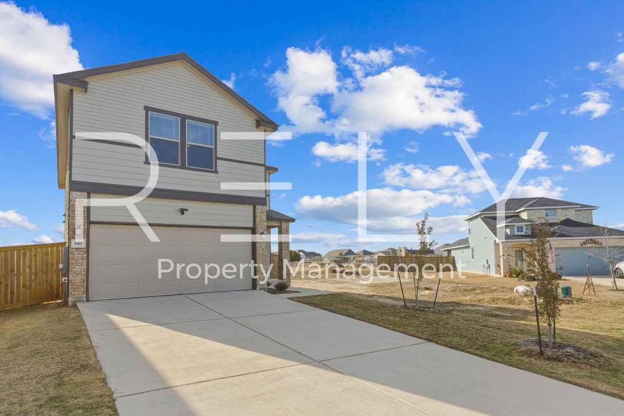 140 Katie Elder Dr - Photo 3 of 48