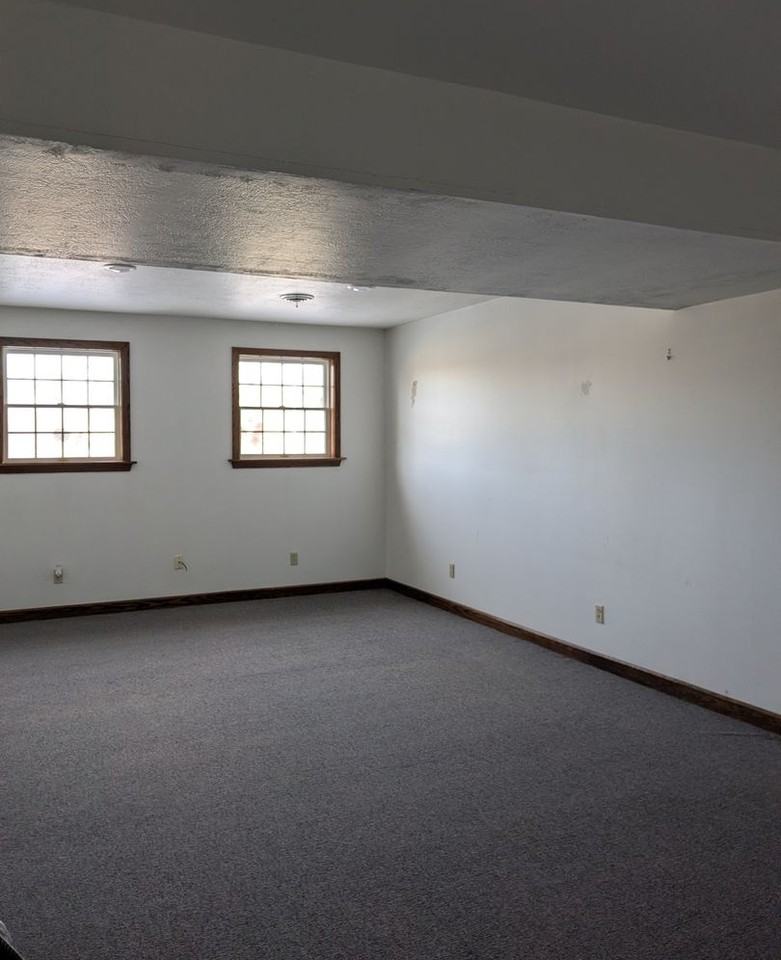 2917 Darlington Rd - Photo 2 of 17