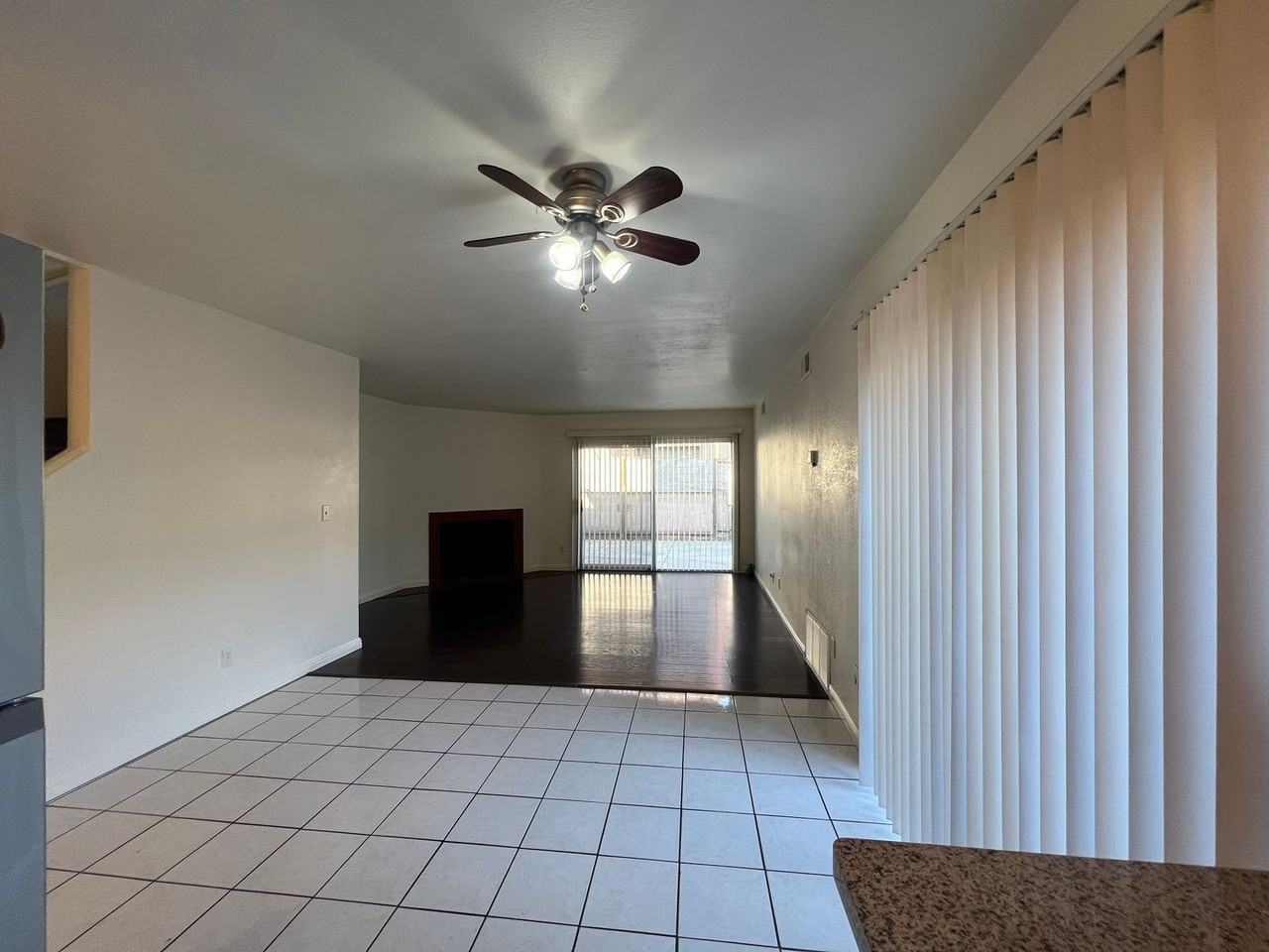 977 Owsley Ave - Photo 7 of 19