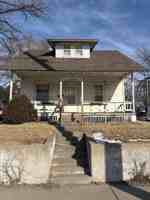 featured image of 600 W 1st St