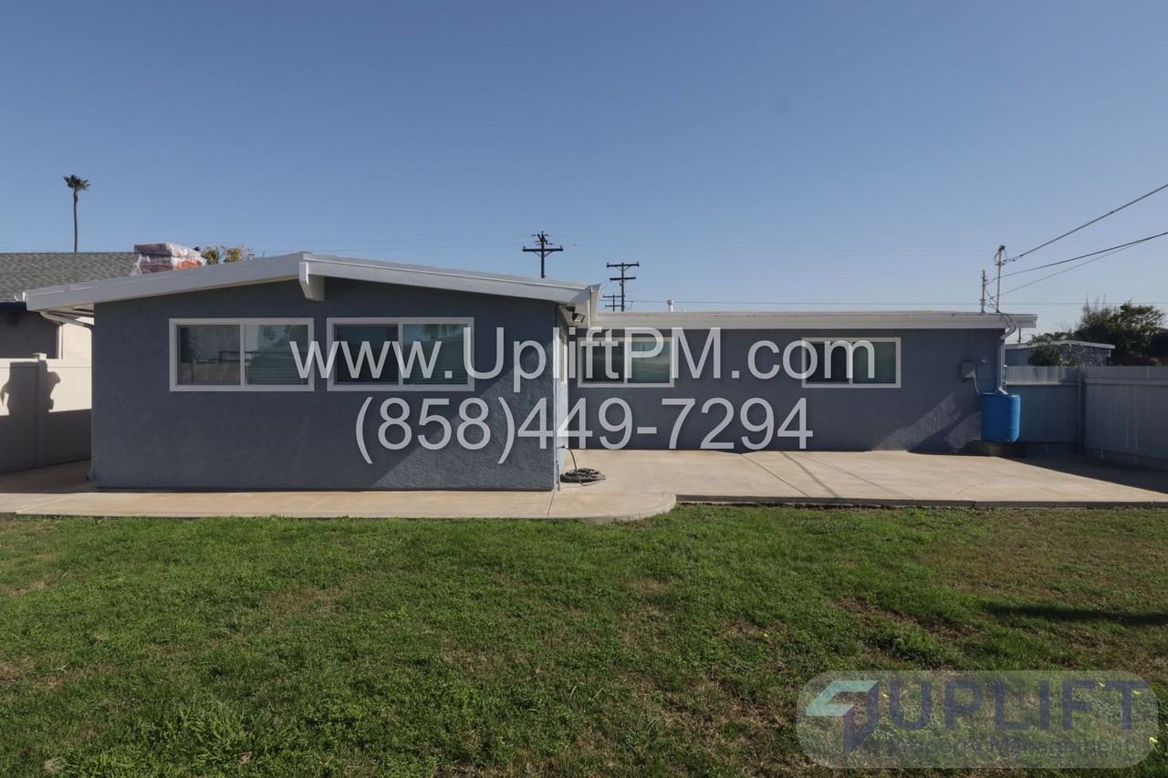 1390 Connecticut St - Photo 4 of 50