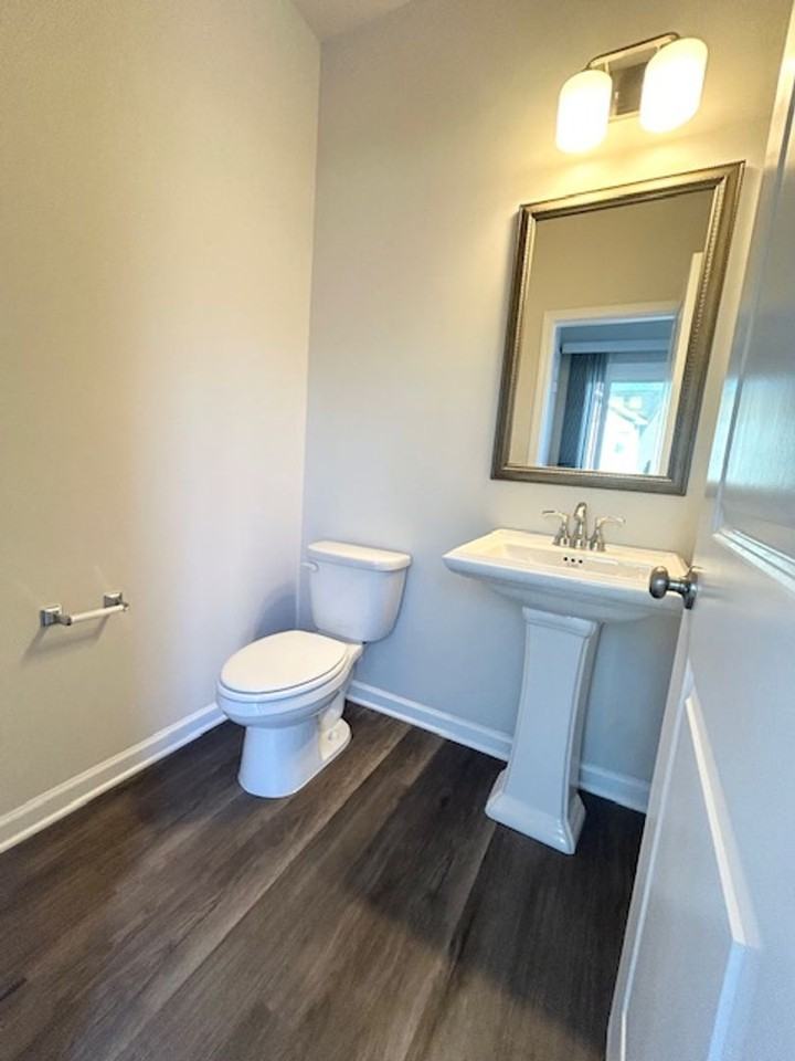 1002 Tundra Teal Ln - Photo 5 of 14