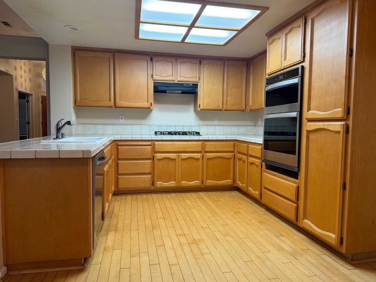 251 Luna Cir - Photo 7 of 19