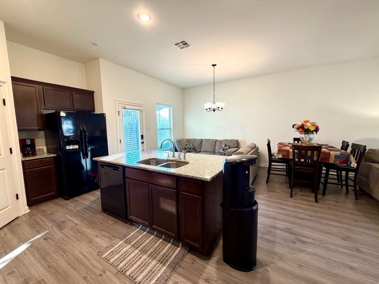 40087 Trace Ave - Photo 4 of 22