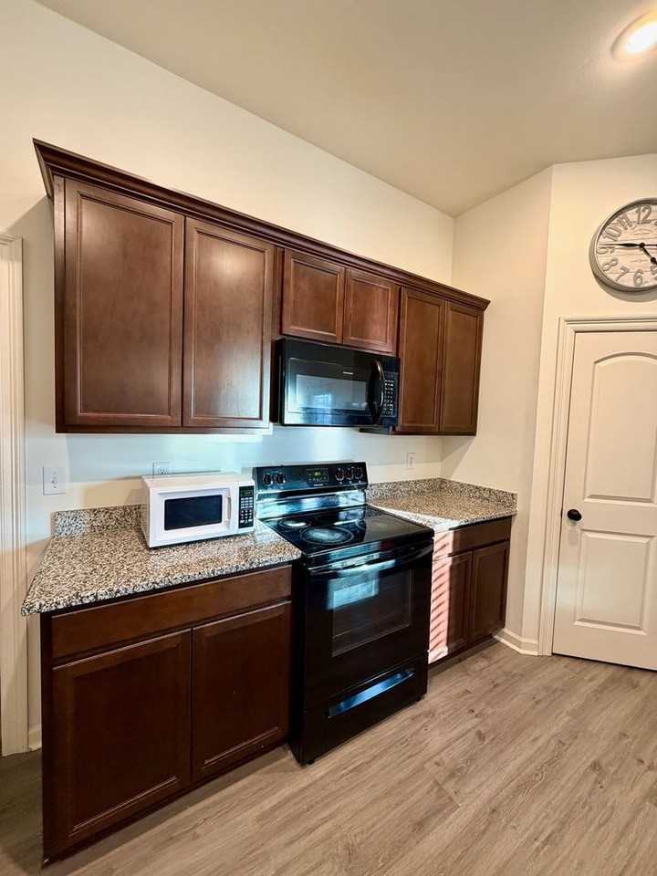 40087 Trace Ave - Photo 5 of 22