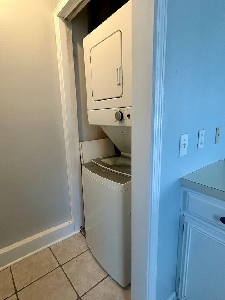 3114 E 25th Pl #3 - Photo 4 of 10