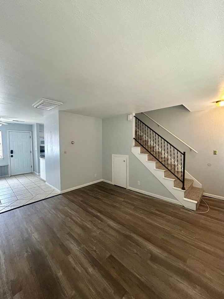 3114 E 25th Pl #3 - Photo 6 of 10