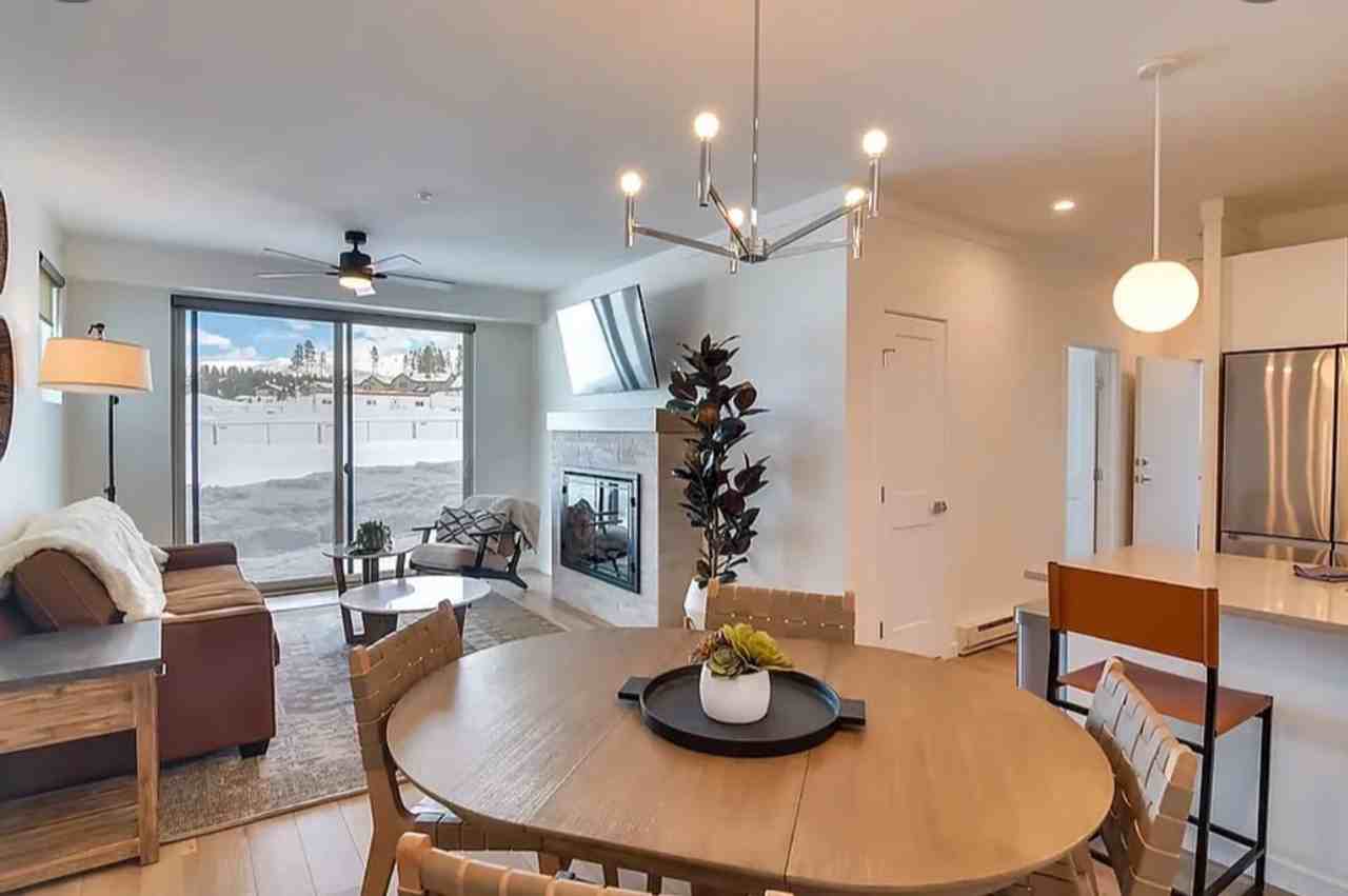 321 W Meadow Mile - Photo 5 of 25